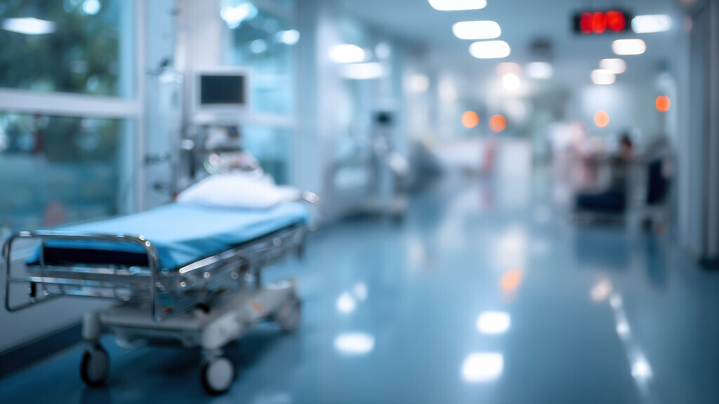 Blurred background of hospital ward