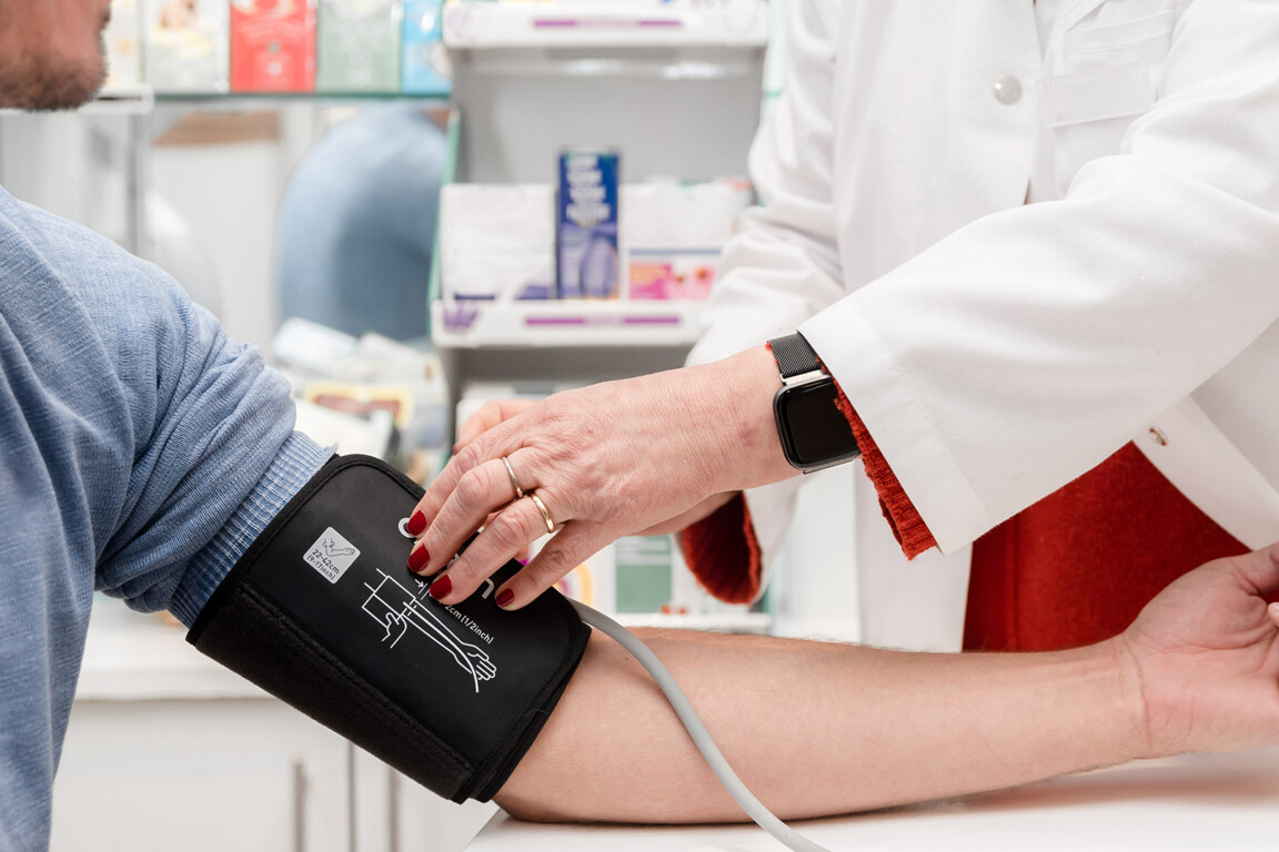 NHS blood pressure checks in pharmacy.