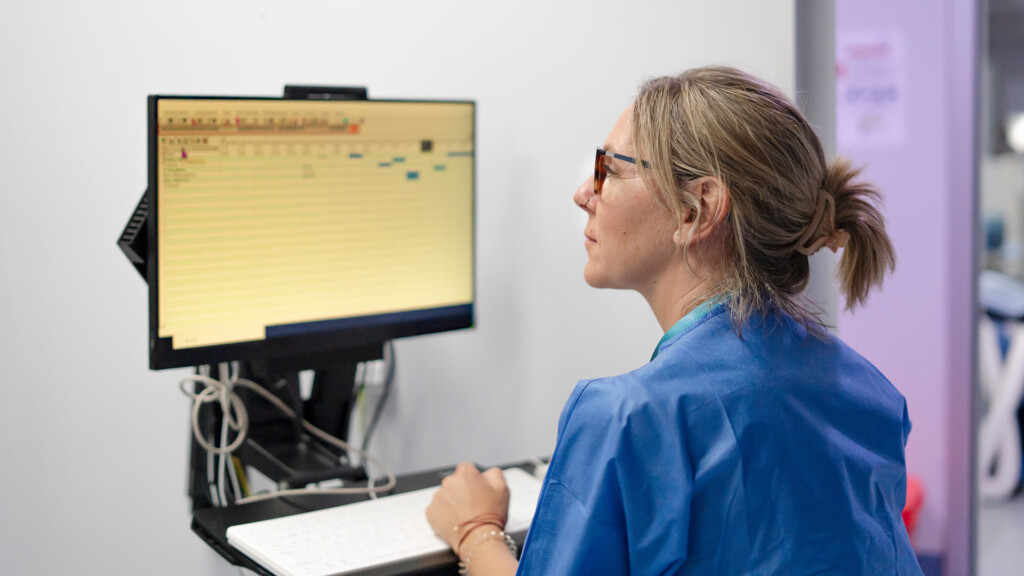 Electronic patient records