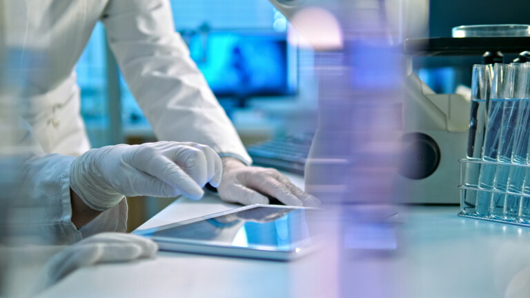 Early-stage venture capital investment in healthcare