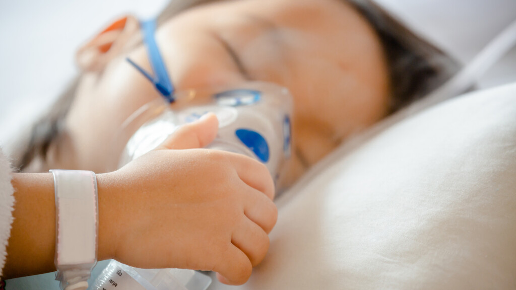 More than 200,000 children attend hospital with breathing difficulties 