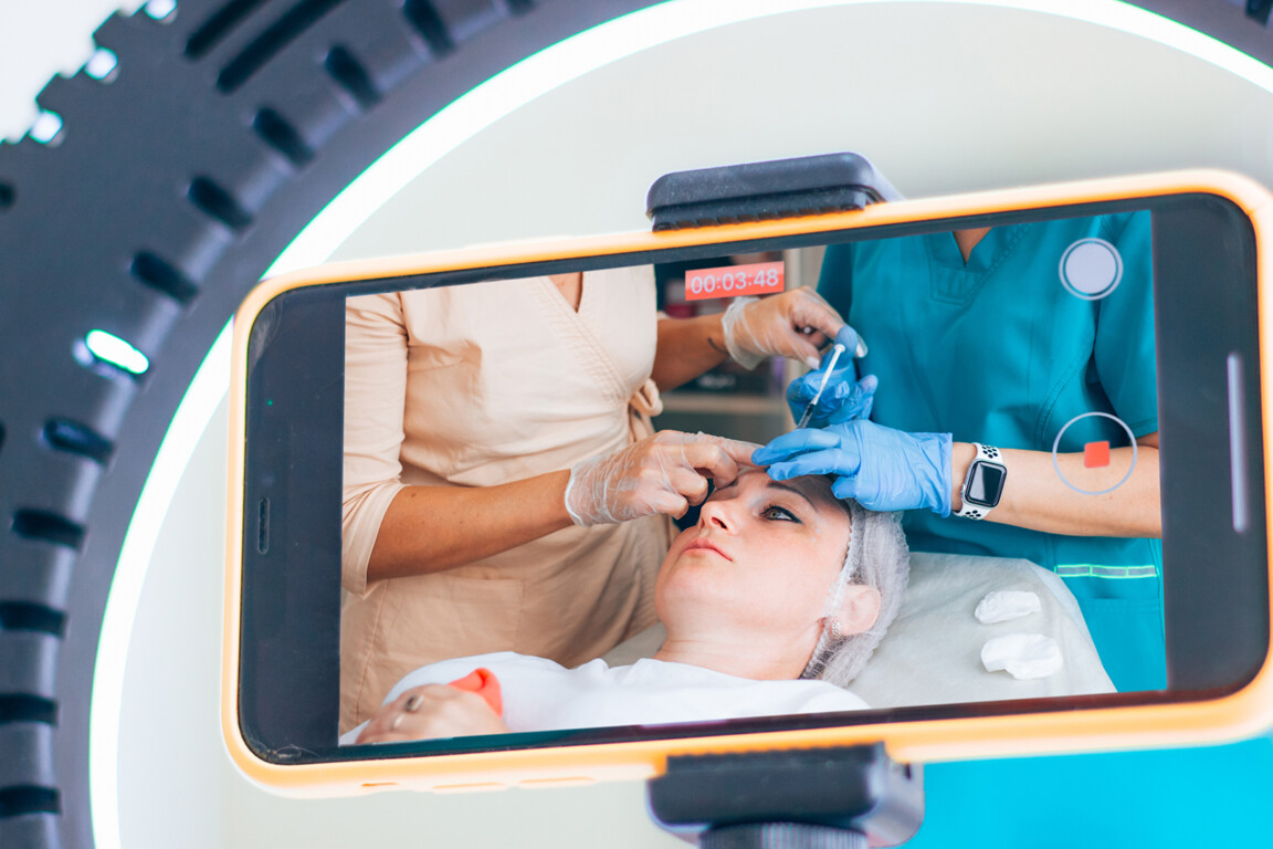 Cosmetic surgery and social media