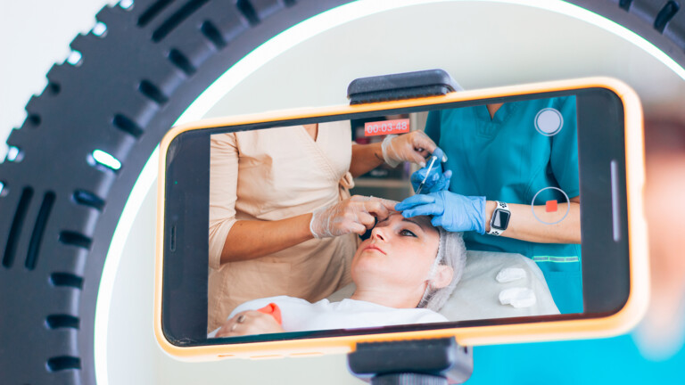 Cosmetic surgery and social media