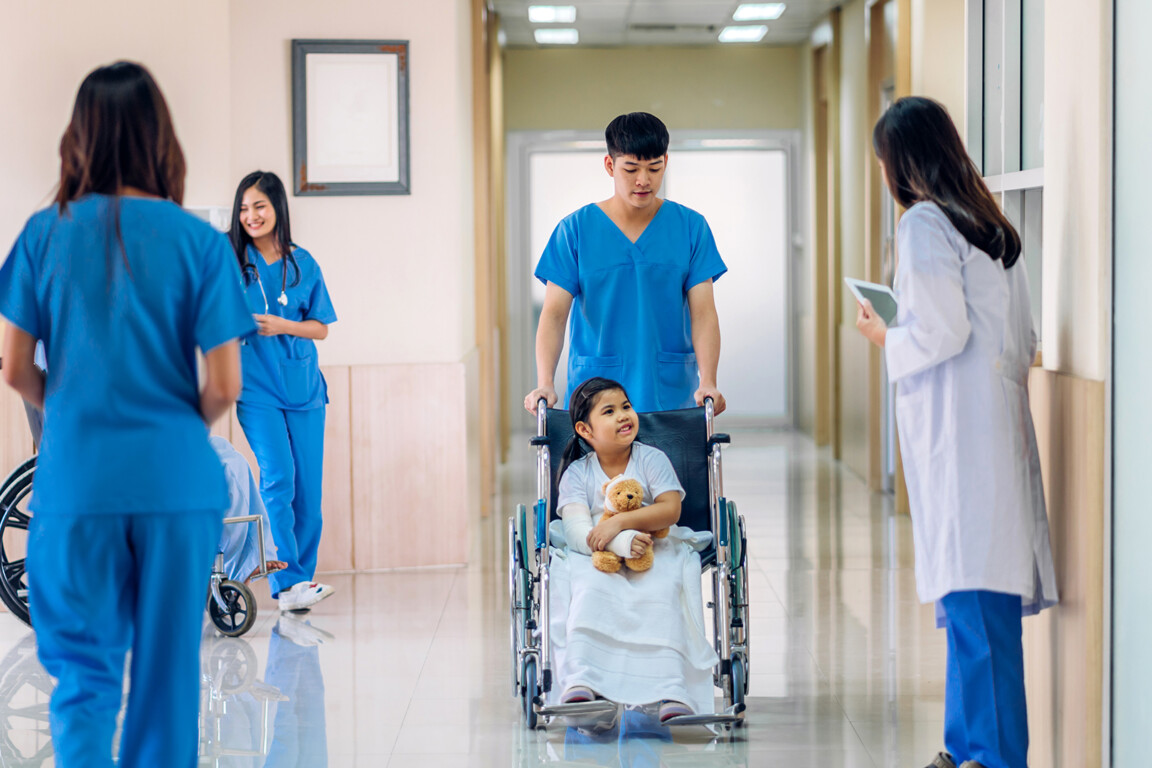 Hong Kong: Concerns about decline in number of nurses