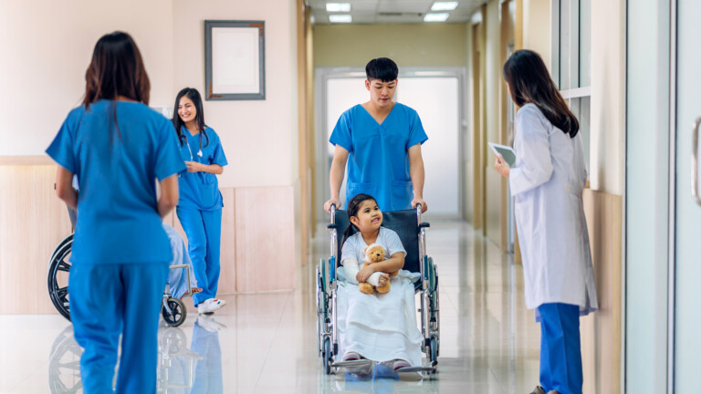 Hong Kong: Concerns about decline in number of nurses