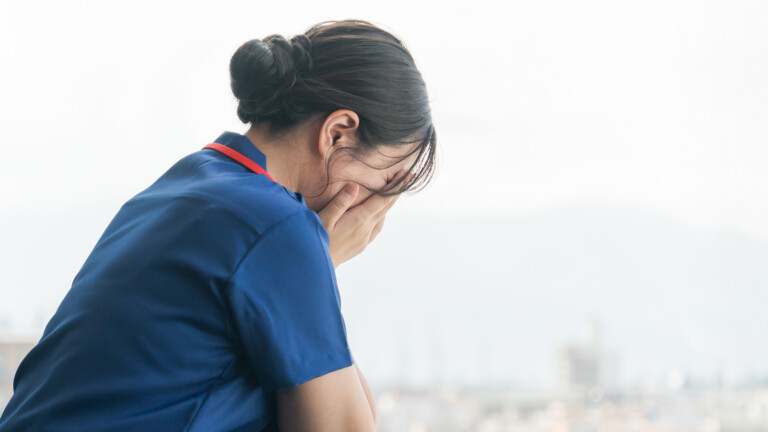 Thousands of doctors face bullying at work 