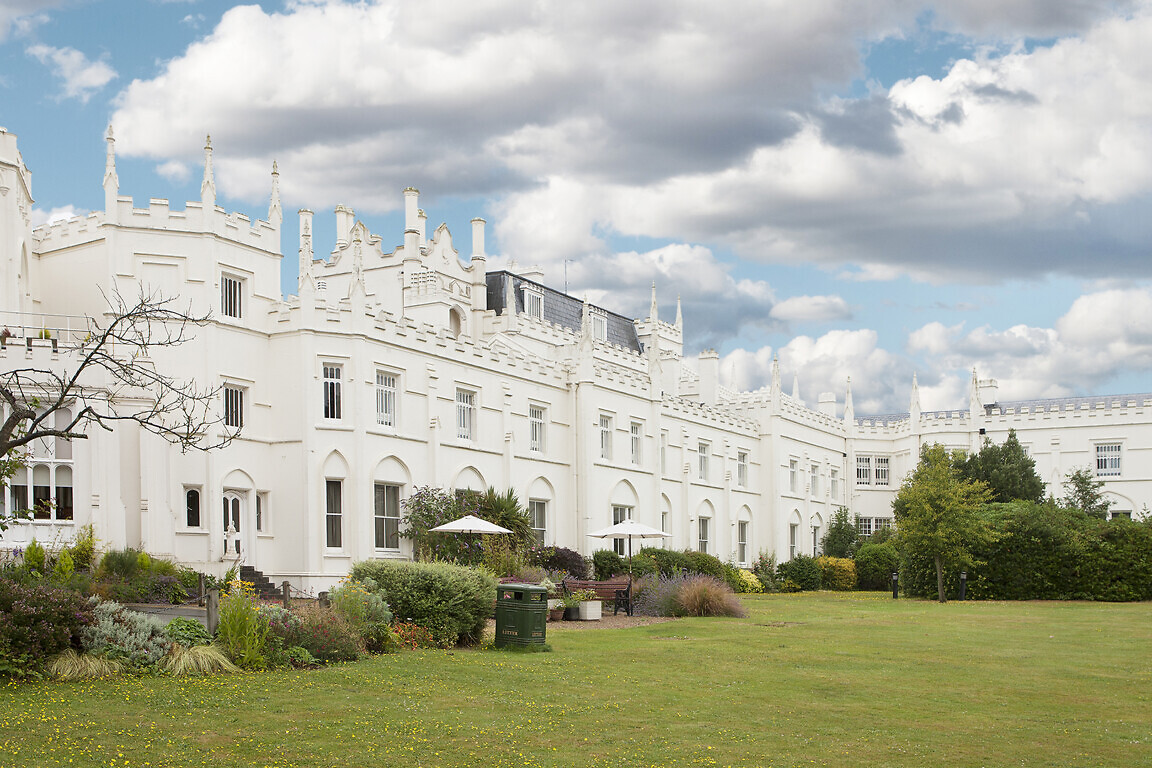 Roehampton Priory