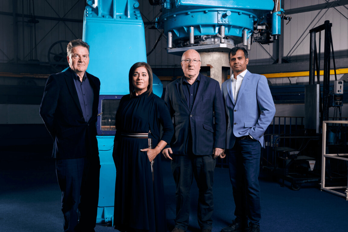 Singular Photonics