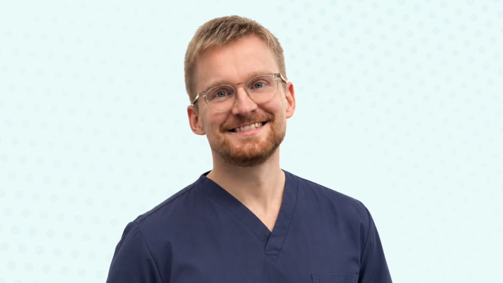 Darius Kucinas, general practice dentist and co-founder of Dental Reviewed.