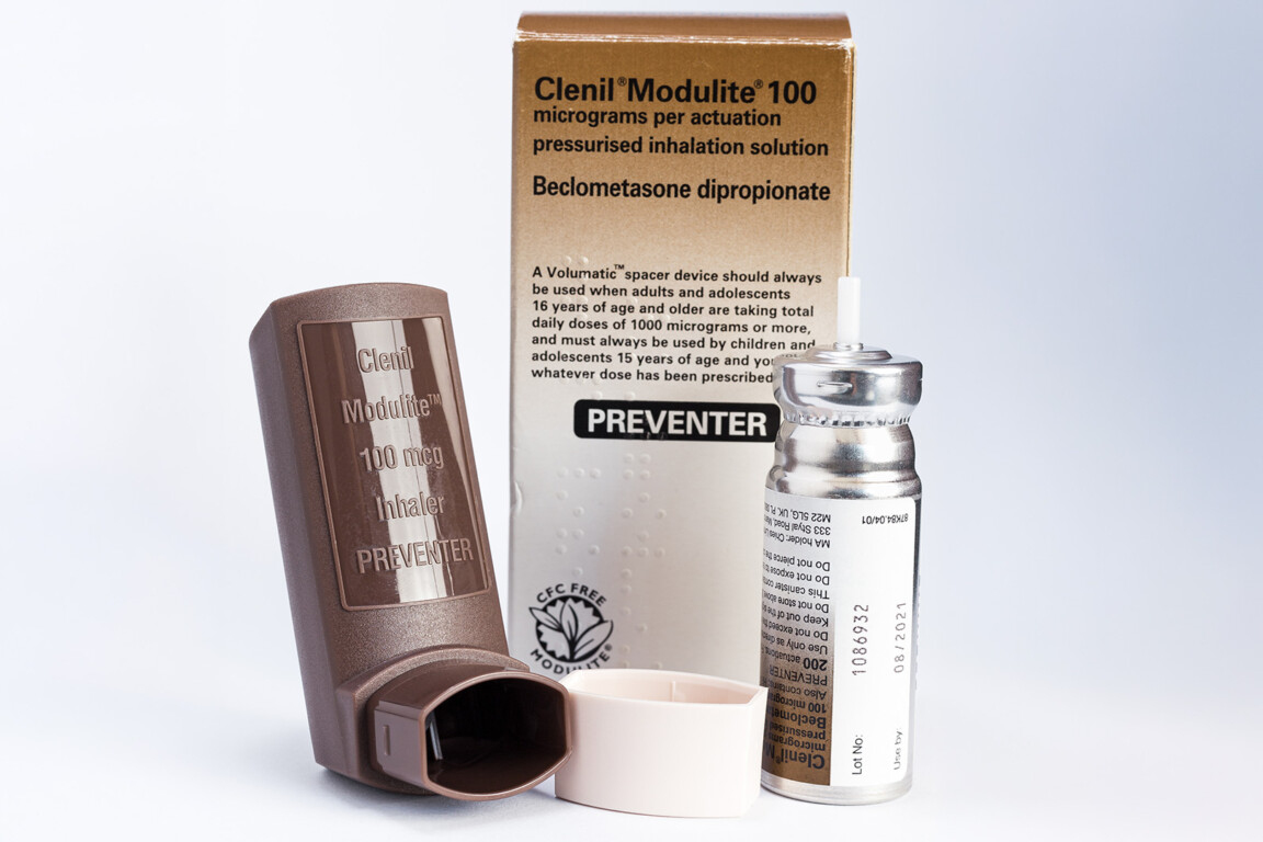 Clenil Modulite, manufactured by Cheisi.